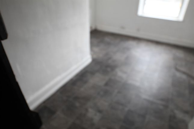 Property to rent in Bolton Old Road, Atherton, Manchester