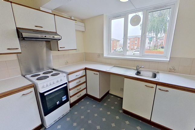 Regency Court, Bradford photo 4