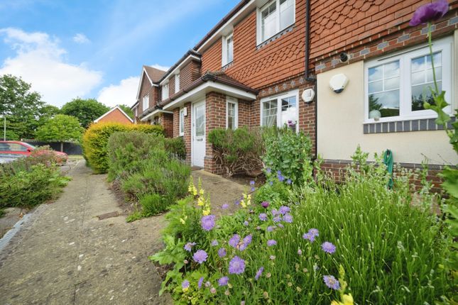 7, The Croft, Godalming photo 2