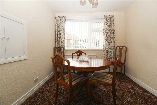 4, Alston Avenue, Cramlington photo 5