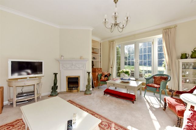 Flat to rent in Crowsley Road, Shiplake, Henley-On-Thames, Oxfordshire
