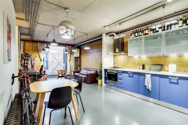 1 bed flat to rent in New Inn Broadway, London, UK EC2A