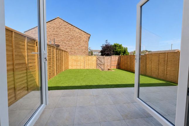14, Kennedy Avenue, Fareham photo 3