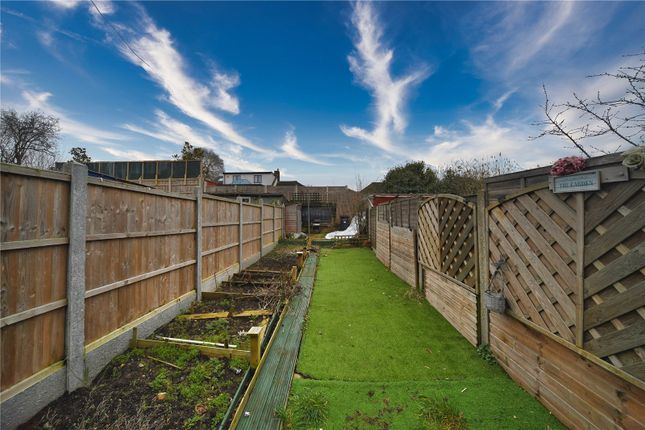 235A, Fullwell Avenue, Essex photo 2