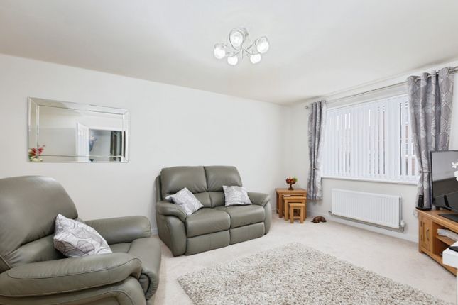 6, Poppy Drive, Scarborough photo 3