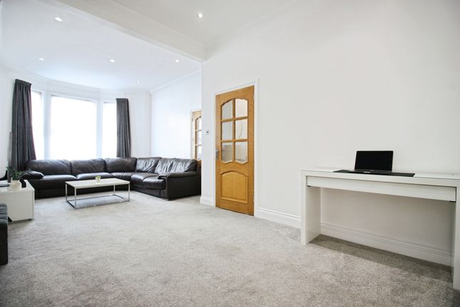 38, Stockland Street, Cardiff photo 4