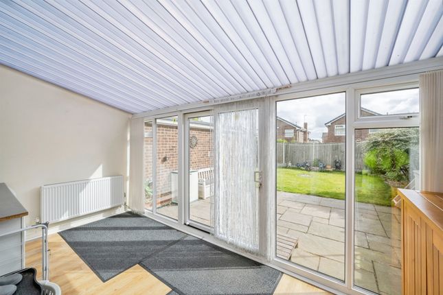 124, Tenter Balk Lane, Doncaster photo 4
