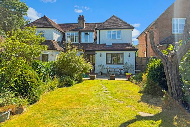 102, Plantation Road, Amersham photo 3