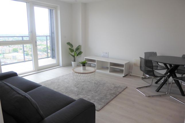166 Barratt House, 20, Prince Regent Road, Hounslow photo 3