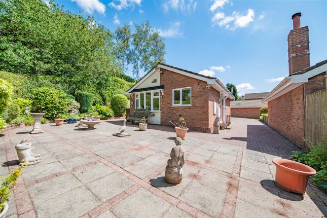 Bungalow for sale in Westview Close, Leek, Staffordshire