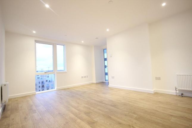 Flat 152, 15 Bessemer Place, London photo 5