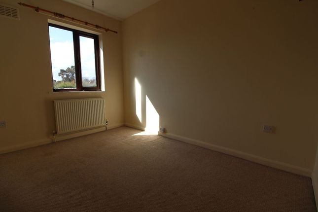 End terrace house to rent in Kennington Road, Nottingham