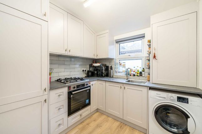 211A, Upper Tooting Road, London photo 3