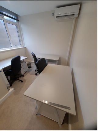Office to let in The Crescent, Surrey
