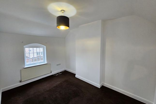 472, Tessall Lane, Birmingham photo 4