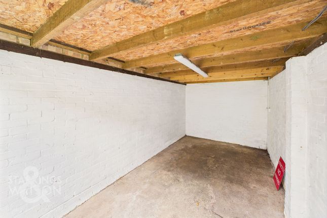 Garage 25, Speedway Recreation Road, Norwich photo 2