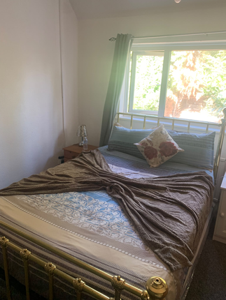 136, Overpark Avenue, Leicester photo 2