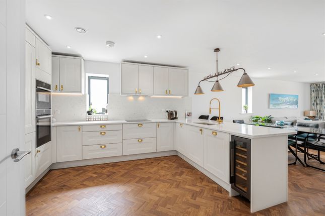 Flat 1, Waters Edge, 47, Claremont Road, Seaford photo 4