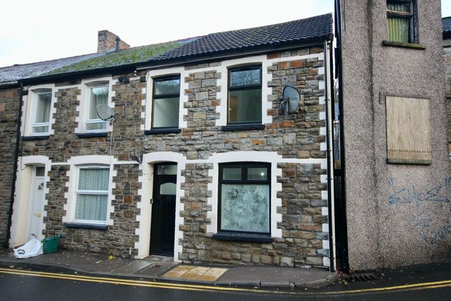 Terraced house to rent in Castle Street, Abertillery