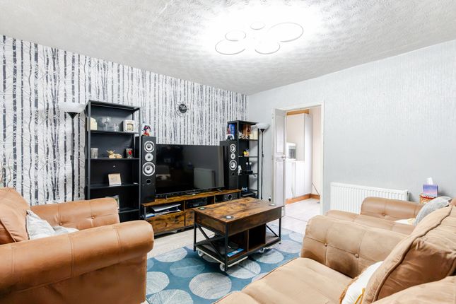 176 Mancroft Avenue, Bristol photo 4