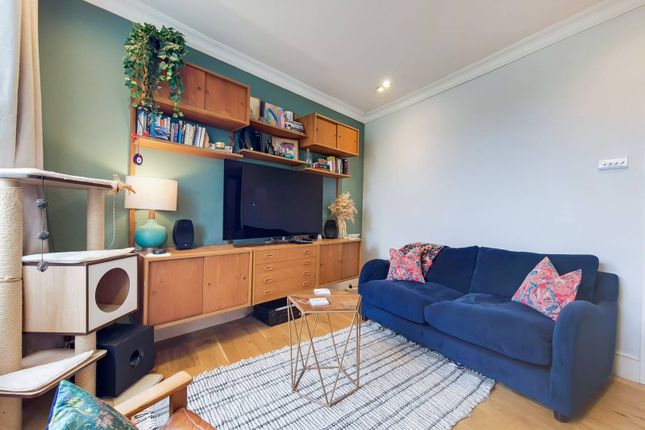 Thumbnail Flat for sale in Leigh Road, East Ham, London