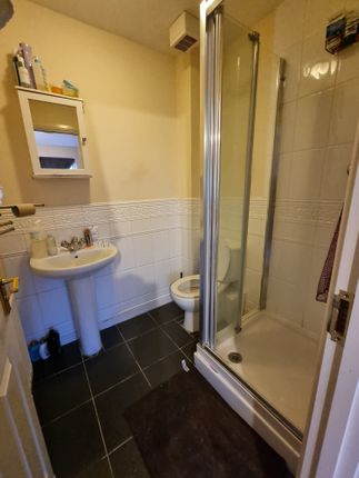 Town house for sale in Sockburn Close, Hamilton, Leicester