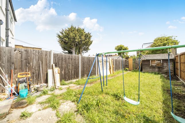 110, Manor Road, Mitcham photo 4