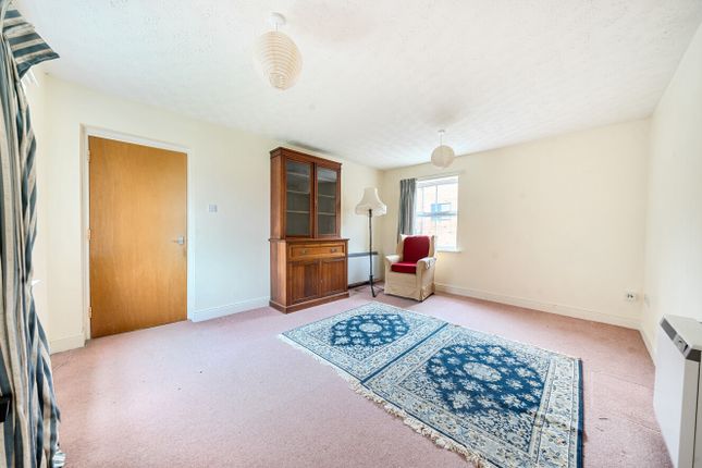 Flat 35, Nightingale House,, Great Well Drive, Hampshire photo 3