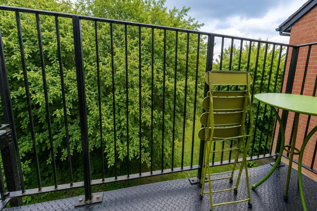 10, St. Agnells Court, Hemel Hempstead photo 3