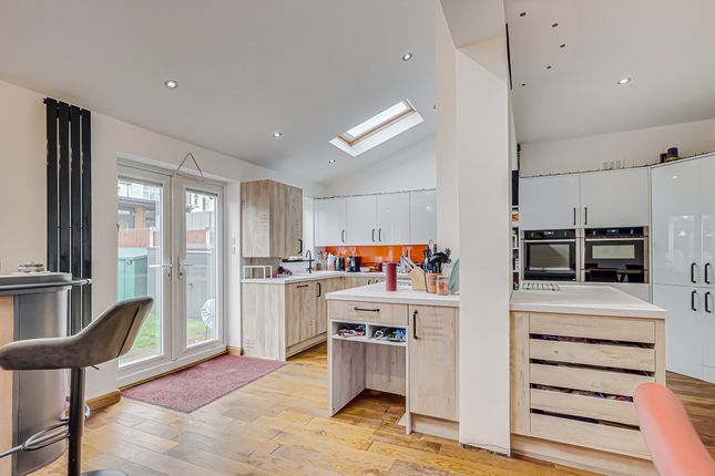 110A, Leigh Hall Road, Leigh-on-sea photo 4