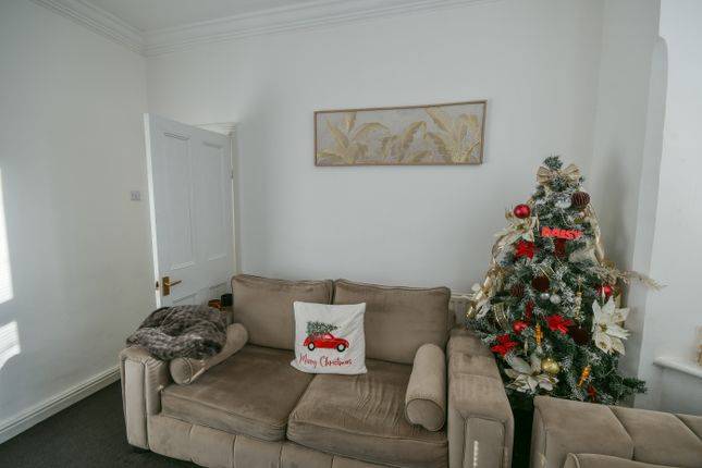 132, Westmoreland Street, Darlington photo 3