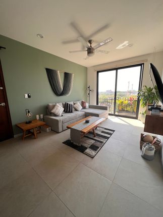 Apartment for sale in Calle 38 Nte 403, Infonavit Luis Donaldo Colosio, Gonzalo Guerrero, 77720 Playa Del Carmen, Q.R., Mexico