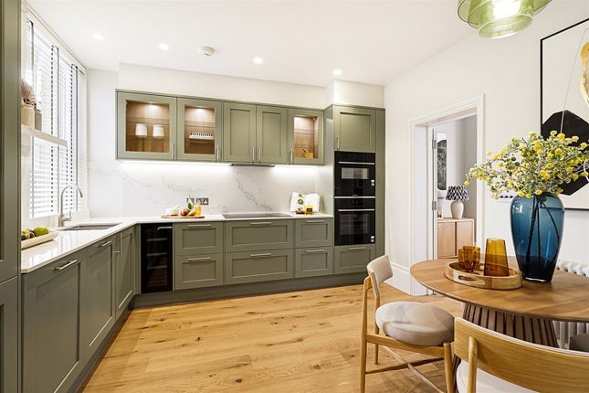 42, Flat 37, 47 Gloucester Road, London photo 4