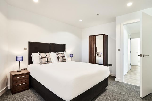 Flat to rent in The Heart, Media City Uk, Salford