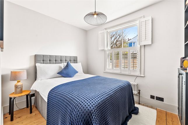 Terraced house to rent in Havelock Road, Brighton, East Sussex