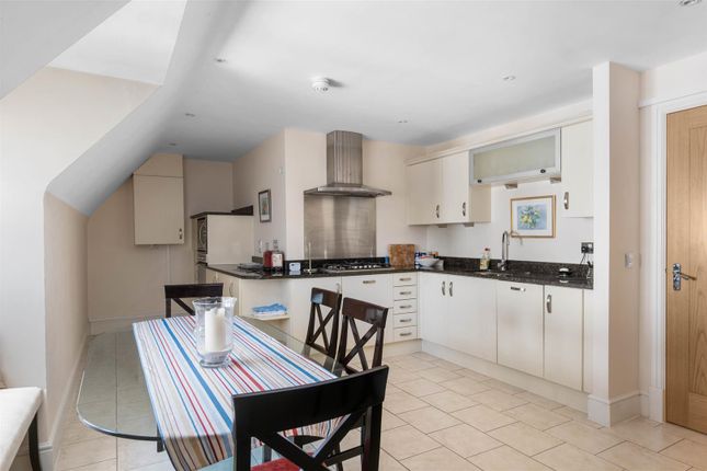 4, Welcombe Grange, Benson Road, Stratford upon Avon photo 4