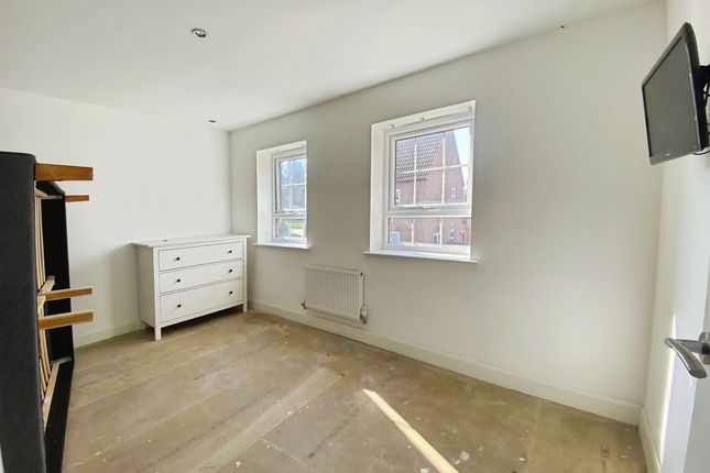 1, Alvina Gardens, Nottingham photo 5