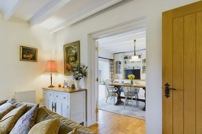 33a, Ainthorpe Lane, Whitby photo 3