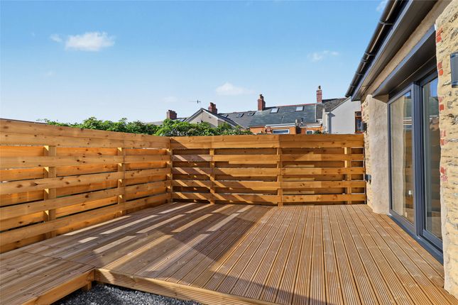 East Side Of 1 Bank Terrace, Woolacombe photo 3