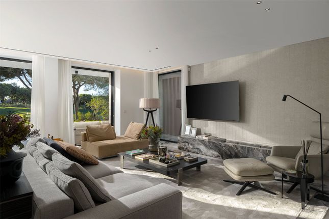 Apartment for sale in Panorama Residences, One Green Way, Quinta Do Lago, Rua Nabão, Algarve, 8135-024