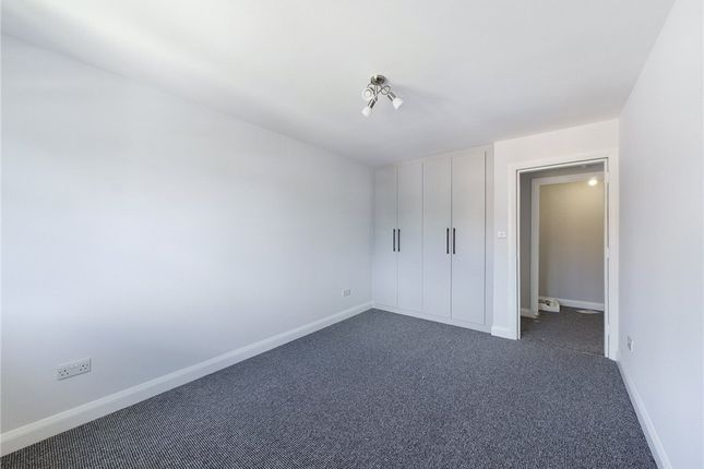 35B, Ashfield Avenue, Feltham photo 4