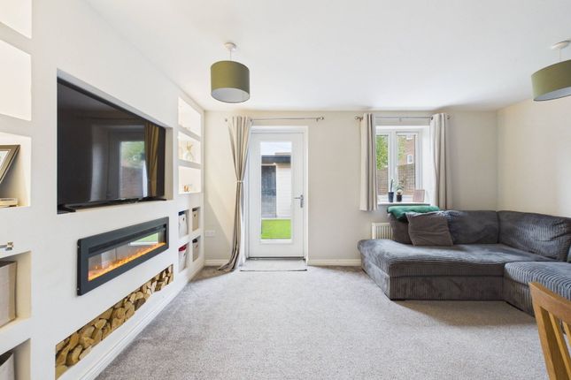 49, Oaksheath Gardens, Worthing photo 3