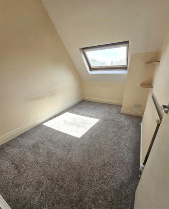 Flat 5, 720, Anlaby Road, Hull photo 2