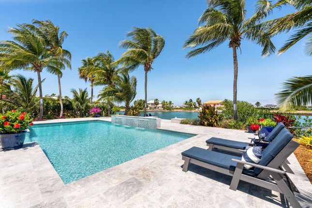 Property for sale in Coconut Cove, 61 Shoreline Drive, Grand Cayman