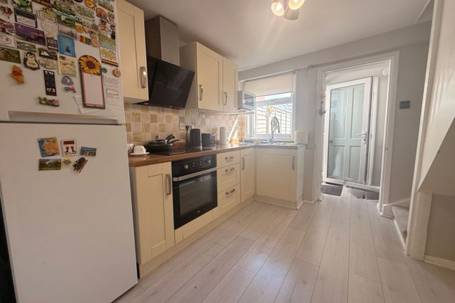 7 Forge Road, Tunbridge Wells photo 2