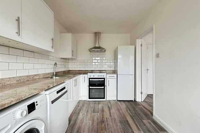 30, Lawrence Weston Road, Bristol photo 2