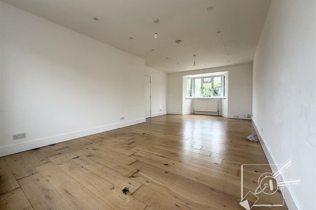 60, St. Dunstans Drive, Gravesend photo 4