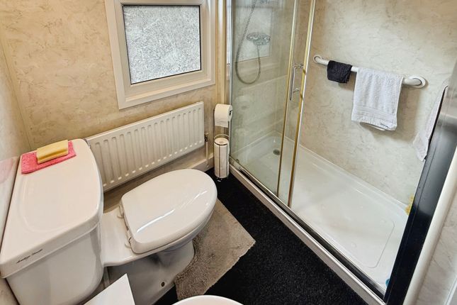 14, Cedar Close, Torksey photo 4
