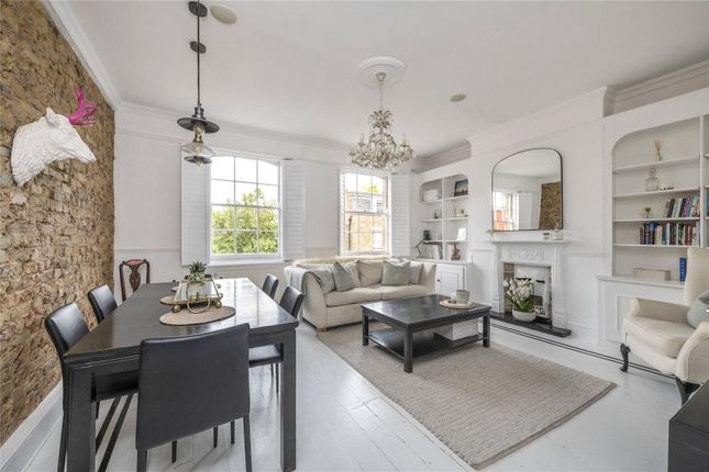 Flat for sale in Blackfords Path, Roehampton