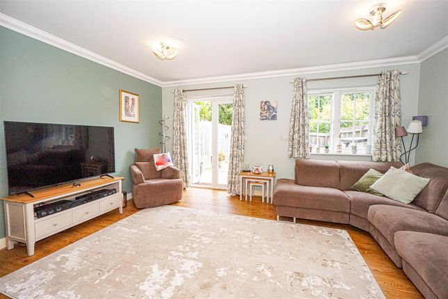 12, Fleetwood Close, St Leonards-on-sea photo 3